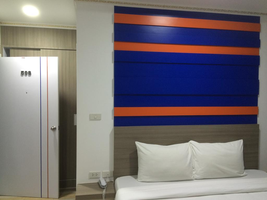 For You Residence Bangkok Dış mekan fotoğraf